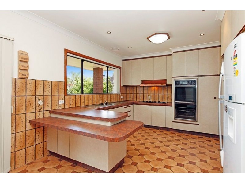 11 Greenstone Court, Thomastown VIC 3074