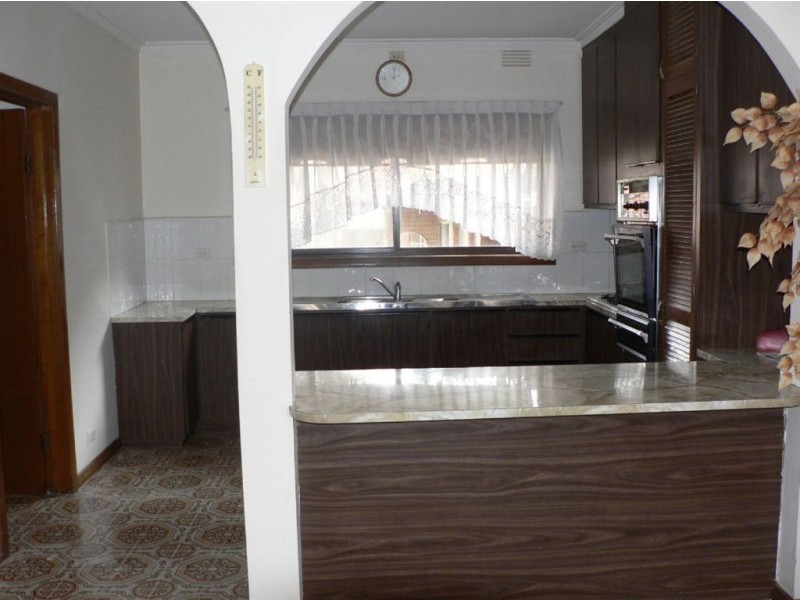 11 Brigette Court, Lalor VIC 3075