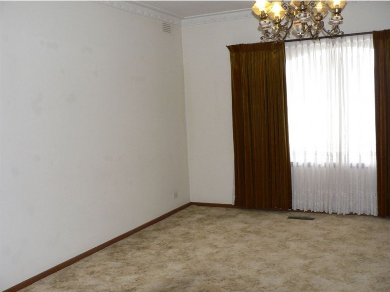 11 Brigette Court, Lalor VIC 3075