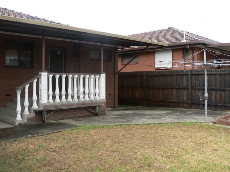 11 Brigette Court, Lalor VIC 3075