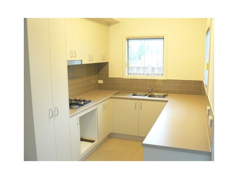 1/12 Newton Crescent, Lalor VIC 3075