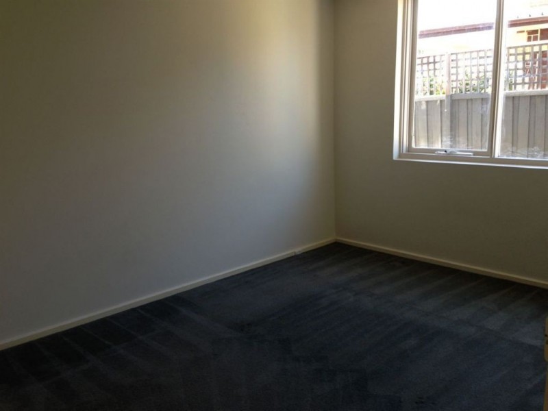 2/15 Hutton street, Thornbury VIC 3071