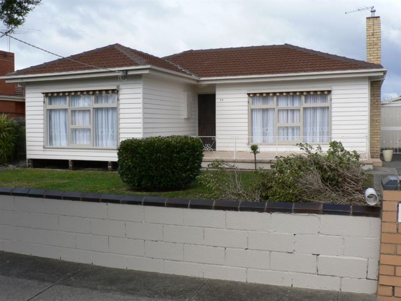 77 Messmate Street, Lalor VIC 3075