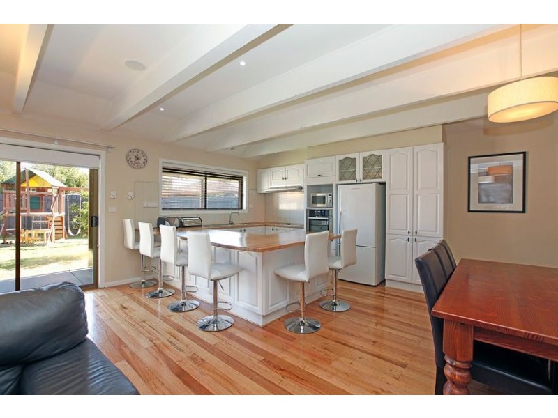 20 Smith Avenue, Thomastown VIC 3074