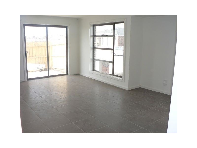 3/17 Mahon Road, Epping VIC 3076