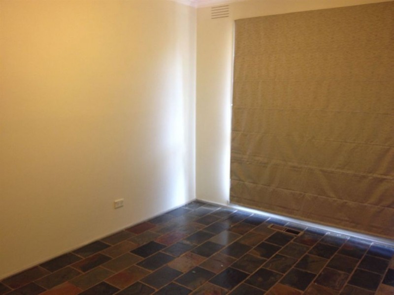 1 Pinewood Drive, Thomastown VIC 3074