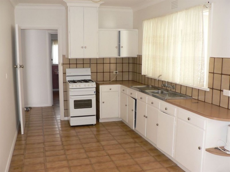 77 Messmate Street, Lalor VIC 3075