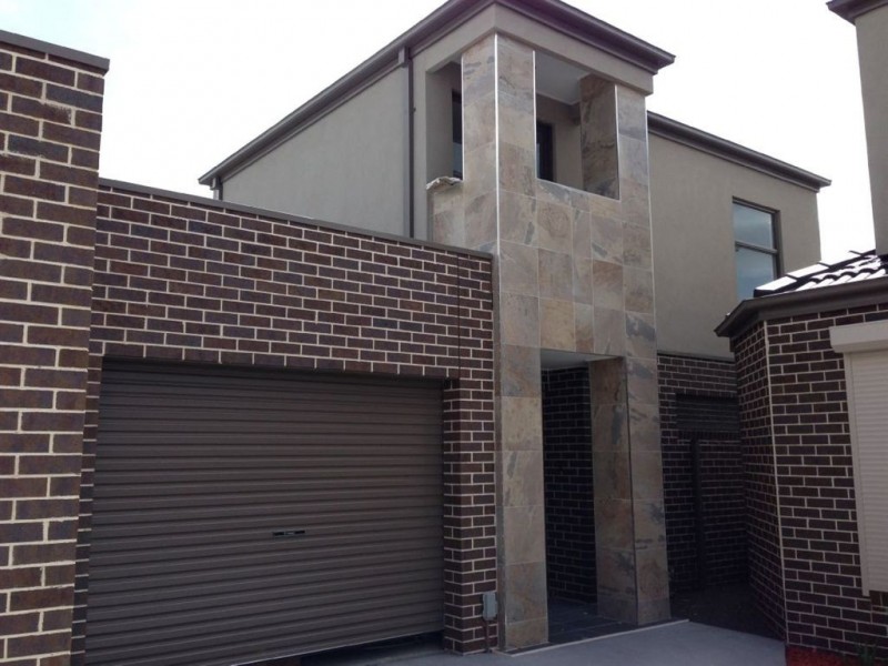 2/9 Kumara Circuit, South Morang VIC 3752