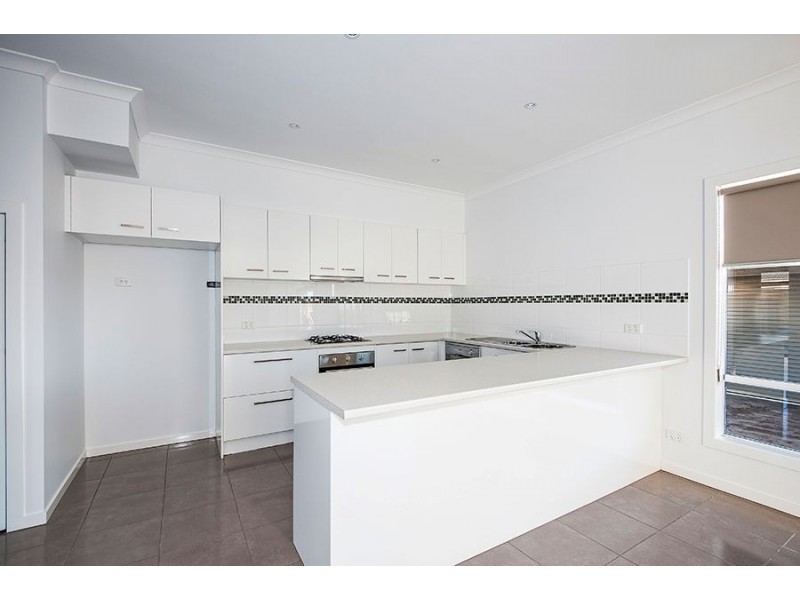 2 Oriano Street, Epping VIC 3076