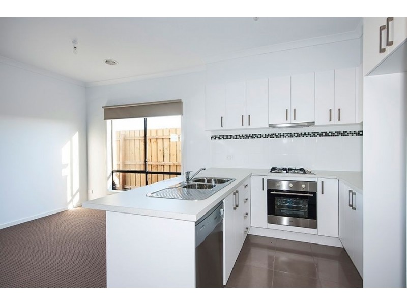 12 Jarama Boulevard, Epping VIC 3076