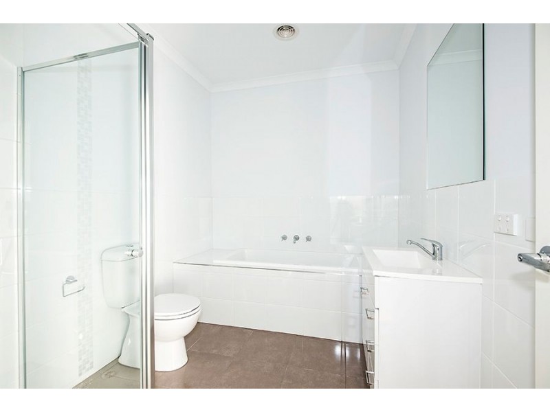 12 Jarama Boulevard, Epping VIC 3076