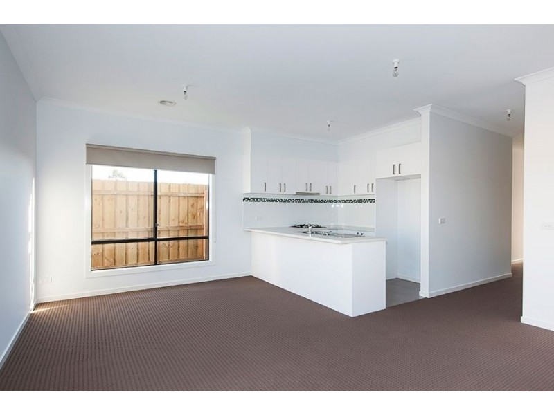 12 Jarama Boulevard, Epping VIC 3076