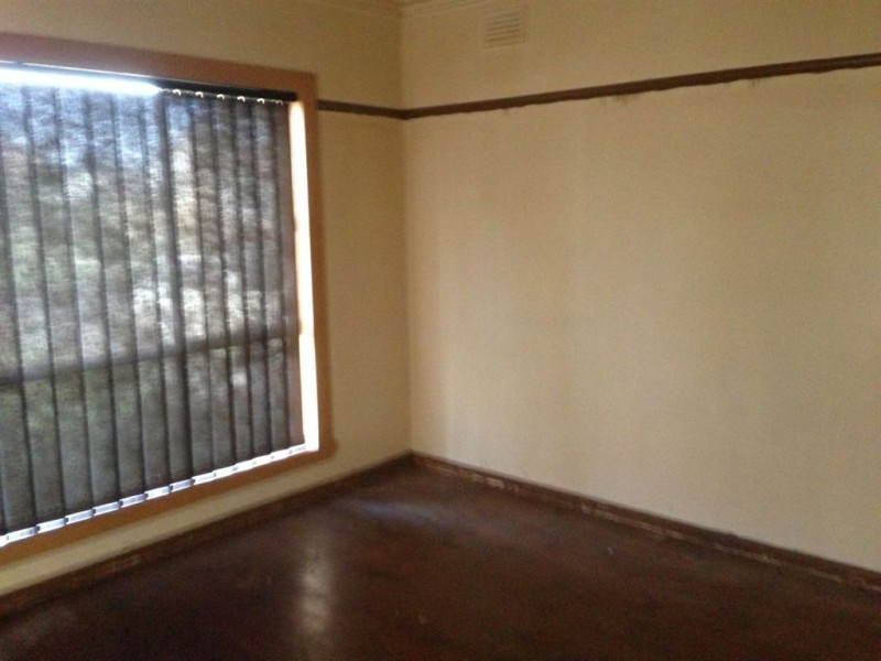 16 Maxwell Street, Lalor VIC 3075