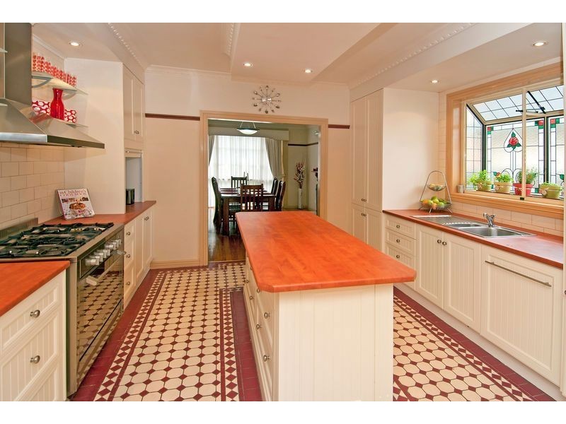 33 Arndell Street, Thomastown VIC 3074