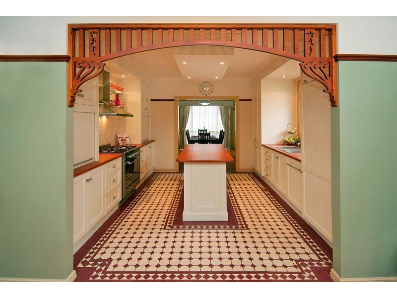 33 Arndell Street, Thomastown VIC 3074