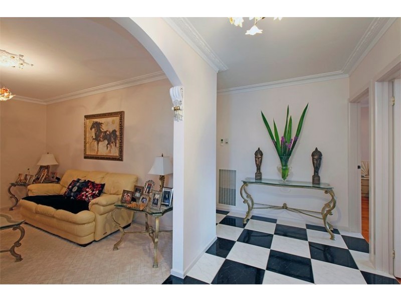 79 Pandora Avenue, Thomastown VIC 3074