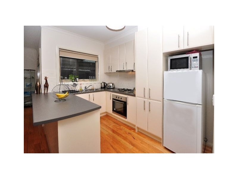 1/2 Edna Street, Thomastown VIC 3074