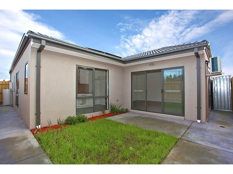 3/2 Currajong Street, Thomastown VIC 3074