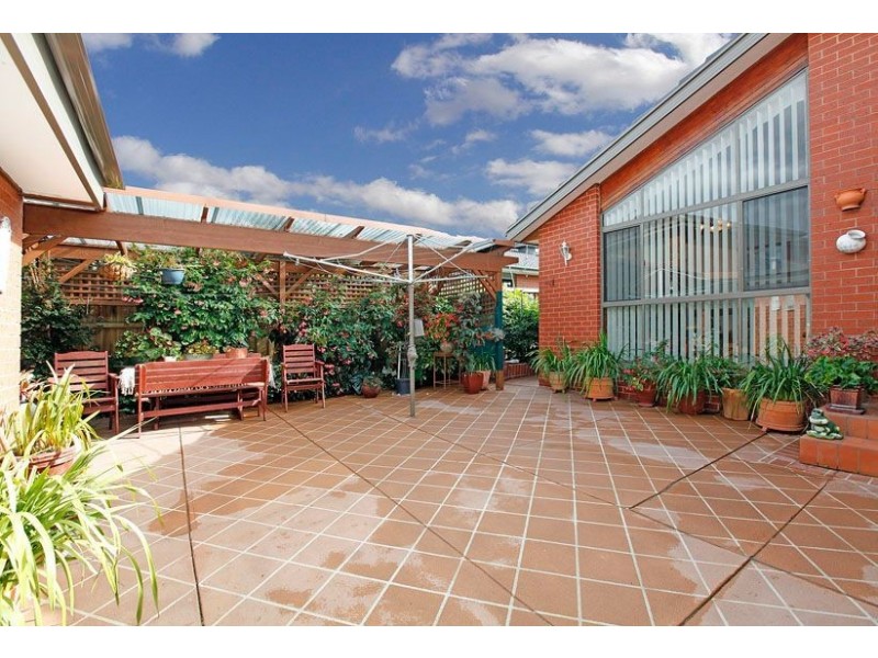 13 Wodonga Crescent, Thomastown VIC 3074