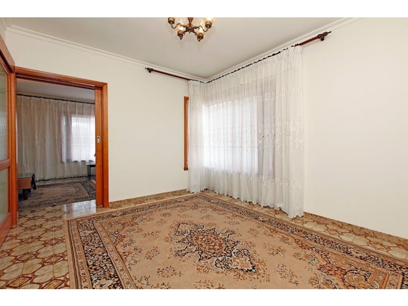 41 Kay Avenue, Lalor VIC 3075