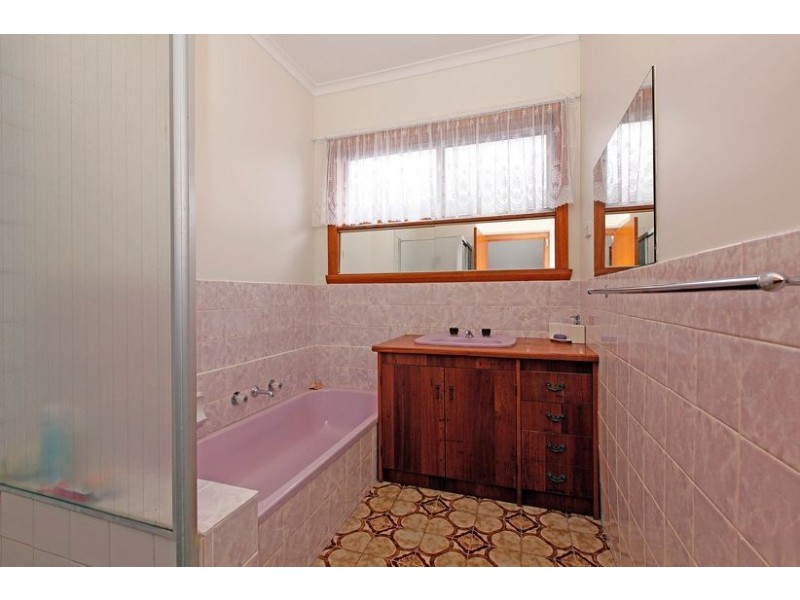 41 Kay Avenue, Lalor VIC 3075