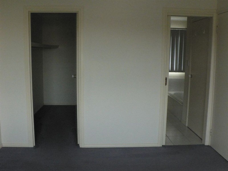 8A Coulstock Street, Epping VIC 3076