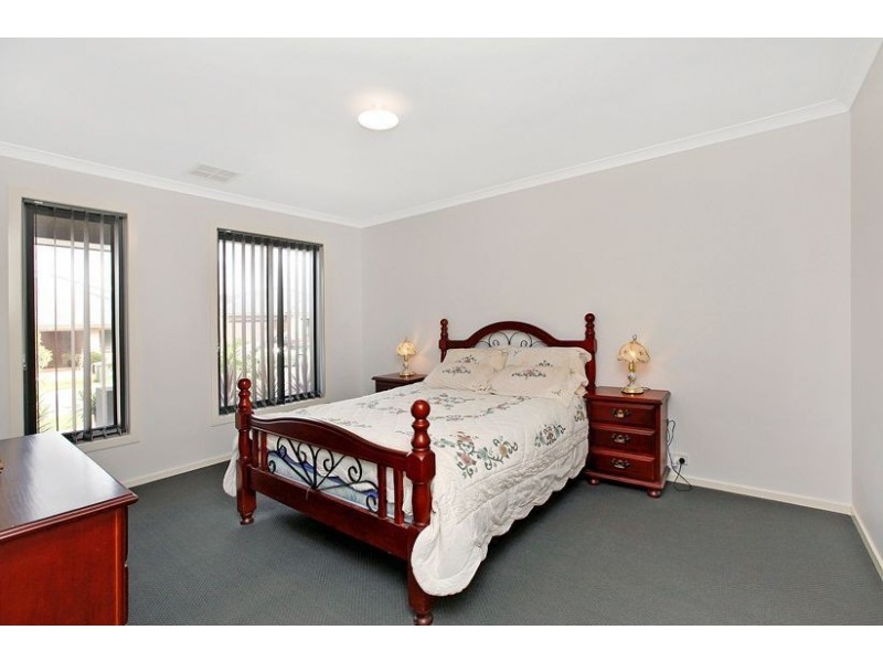 12 Murphy Street, Lalor VIC 3075