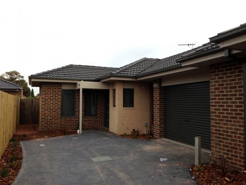 2 & 3/7 Pleasant Road, Thomastown VIC 3074