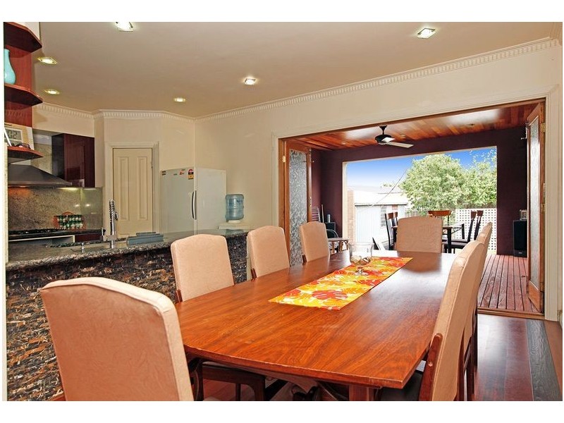 6 Kanimbla Drive, Lalor VIC 3075