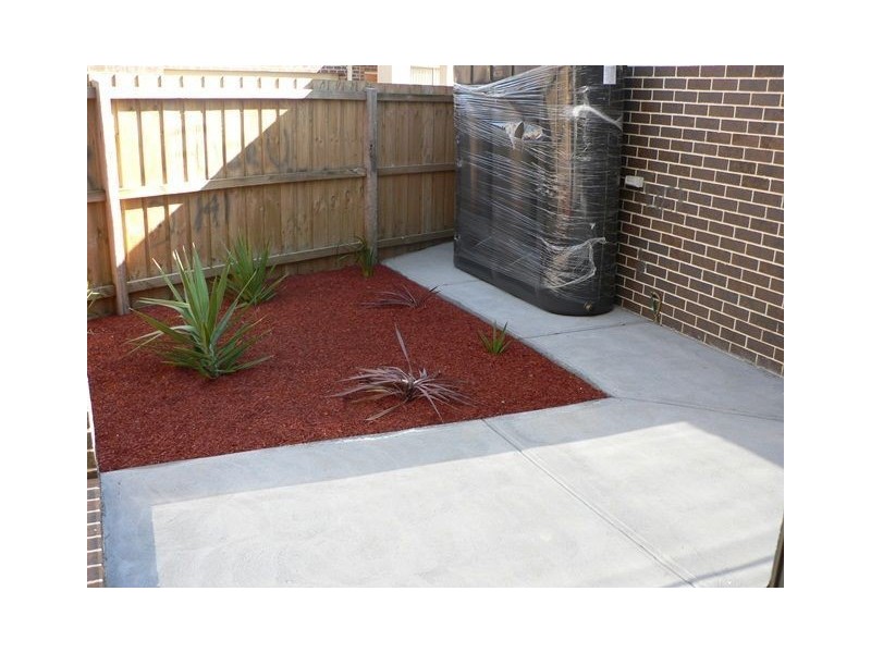 1/9 Kumara Circuit, South Morang VIC 3752