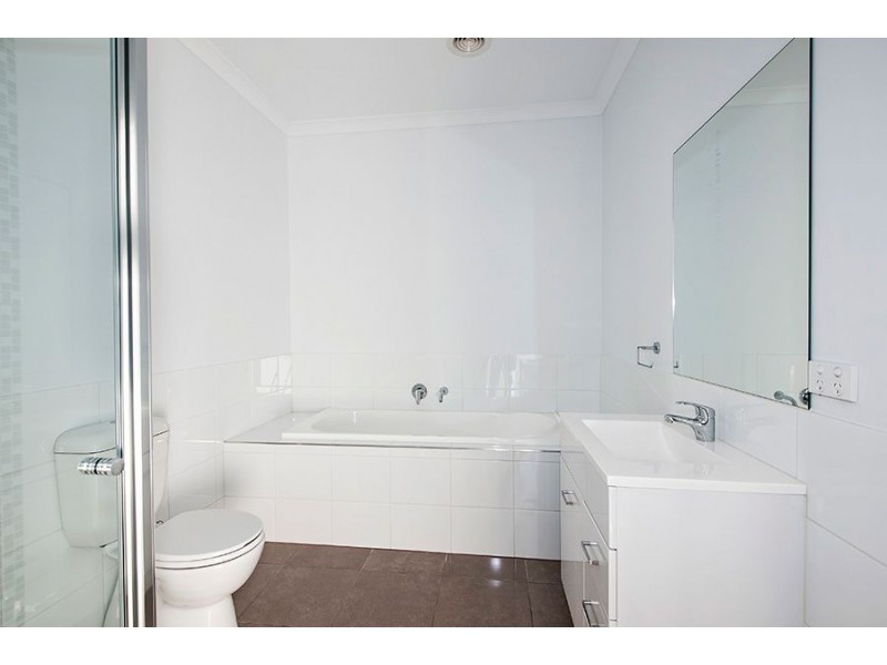 13 Oriano Street, Epping VIC 3076