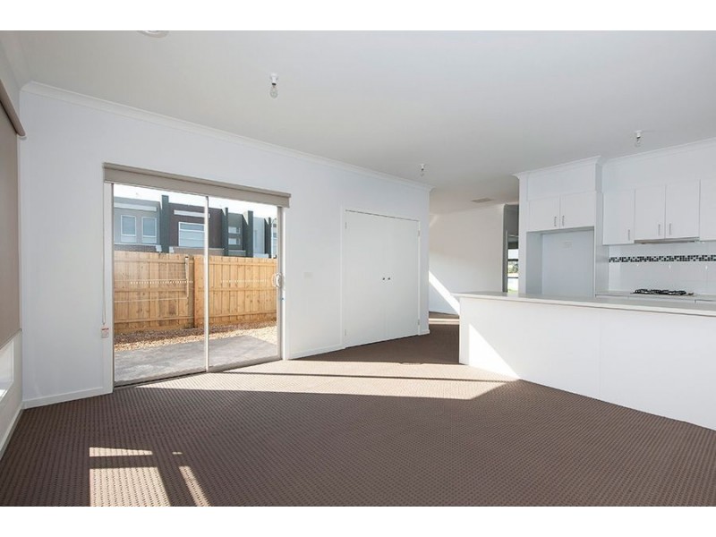 10 Jarama Boulevard, Epping VIC 3076
