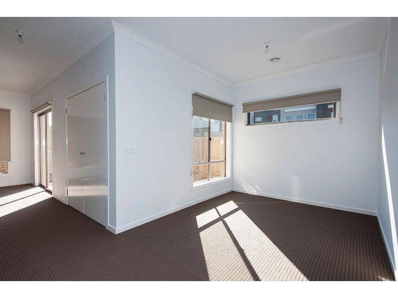 10 Jarama Boulevard, Epping VIC 3076