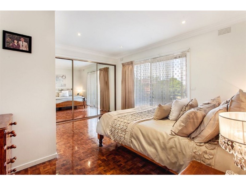 7 Greenstone Court, Thomastown VIC 3074