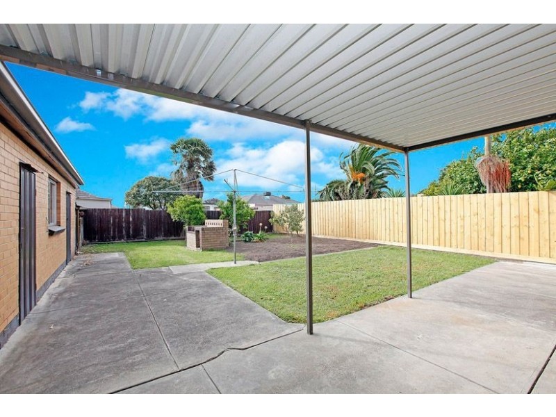 2 Queen Street, Lalor VIC 3075