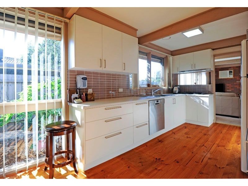 2 Hammersley Court, Lalor VIC 3075