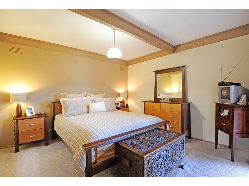 2 Hammersley Court, Lalor VIC 3075