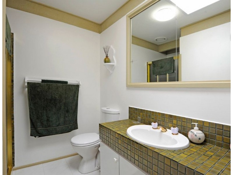 2 Hammersley Court, Lalor VIC 3075