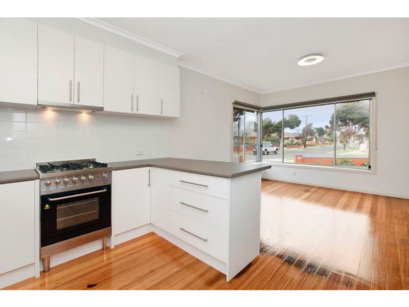12 Wembley Court, Thomastown VIC 3074