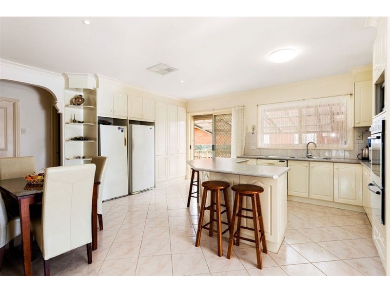 1 Padstum Avenue, Lalor VIC 3075