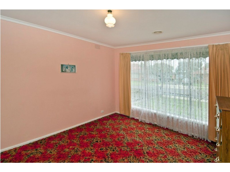 4 Leslie Street, Thomastown VIC 3074