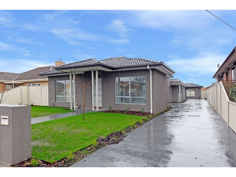 2/14 Highlands Road, Thomastown VIC 3074