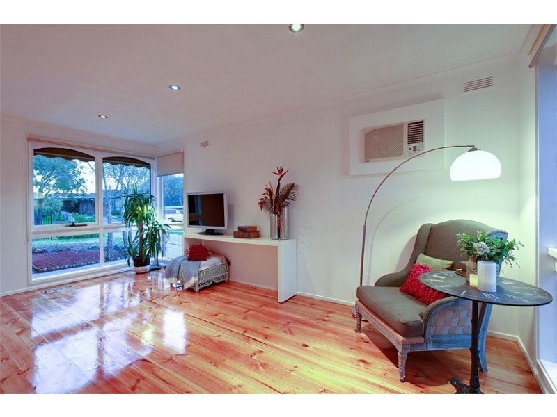 14 Wirraway Crescent, Thomastown VIC 3074