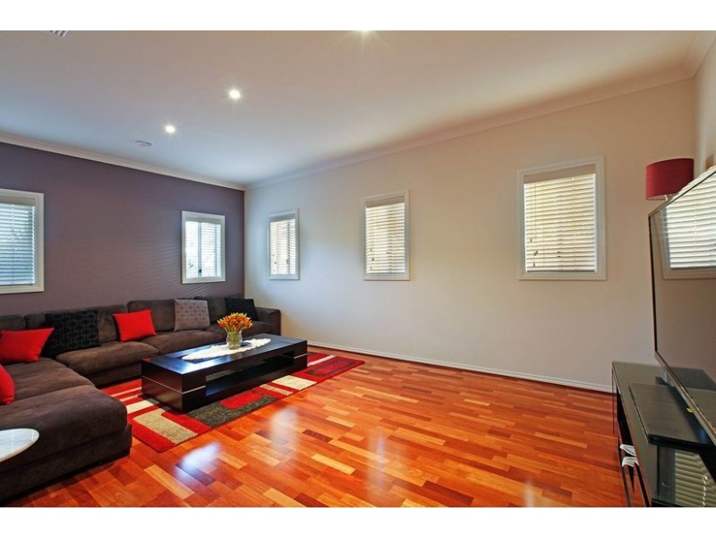 13 Coleraine Street, Epping VIC 3076