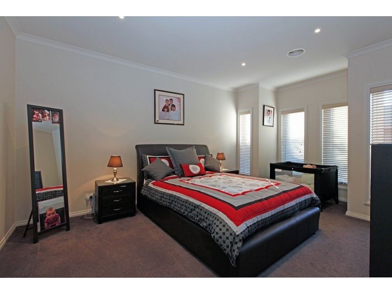 13 Coleraine Street, Epping VIC 3076