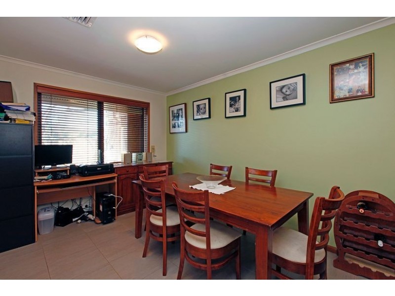 5 Redfern Close, Thomastown VIC 3074