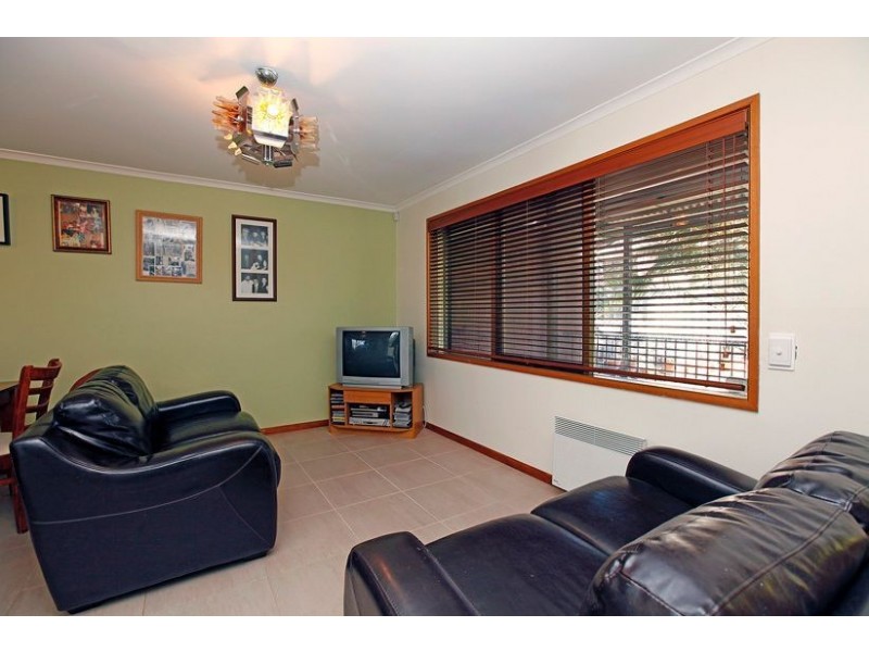 5 Redfern Close, Thomastown VIC 3074