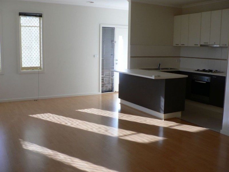 2/1A McCrae Street, Reservoir VIC 3073