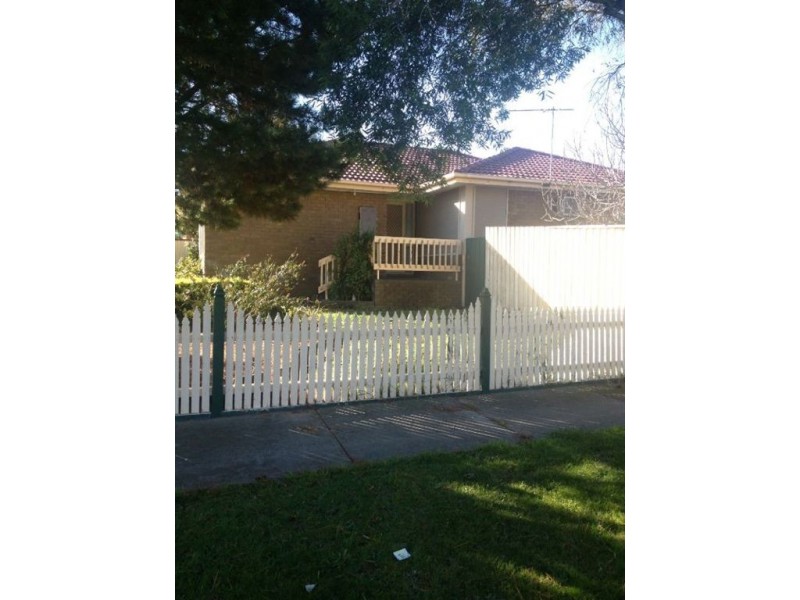 16 Michigan Terrace, Thomastown VIC 3074