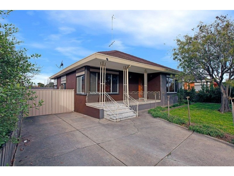 26 Lantana Avenue, Thomastown VIC 3074